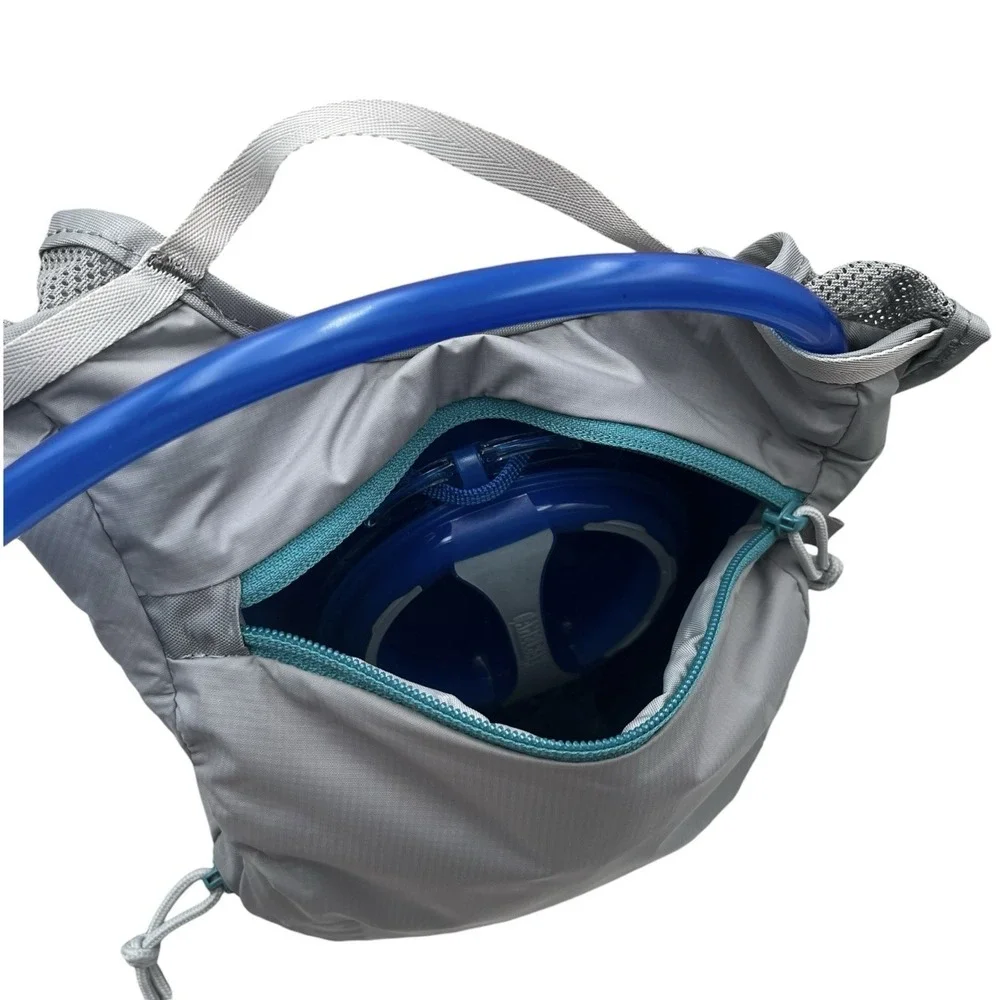 CamelBak Classic Light Bike Cycling Hydration Pack 70oz 2L Gray Aqua